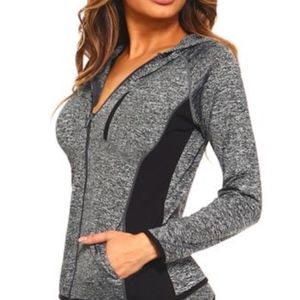 LIGHTWEIGHT JACKET WITH HOODIE